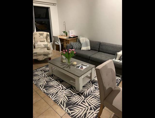 2 BEDROOM APARTMENT RENTED IN ROYAL ASCOT